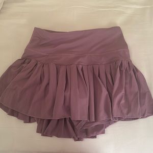 Goldhinge skirt